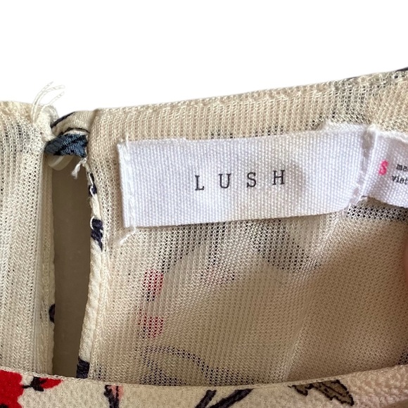 Lush Floral Tiered Sleeveless Dress Size S Printed Popover Strappy Keyhole Back - Picture 3 of 8